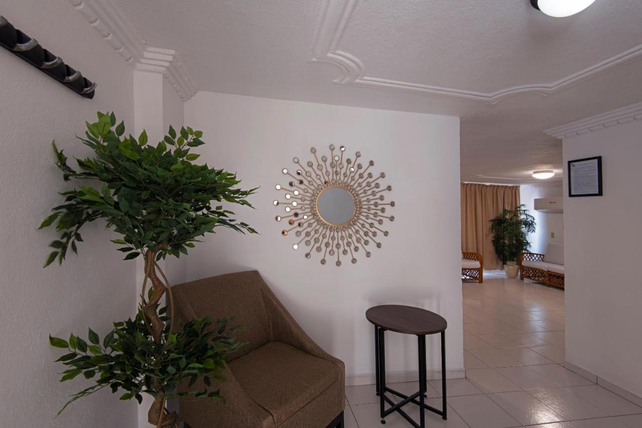 Hotel Fiesta Mexicana Manzanillo Eksteriør bilde