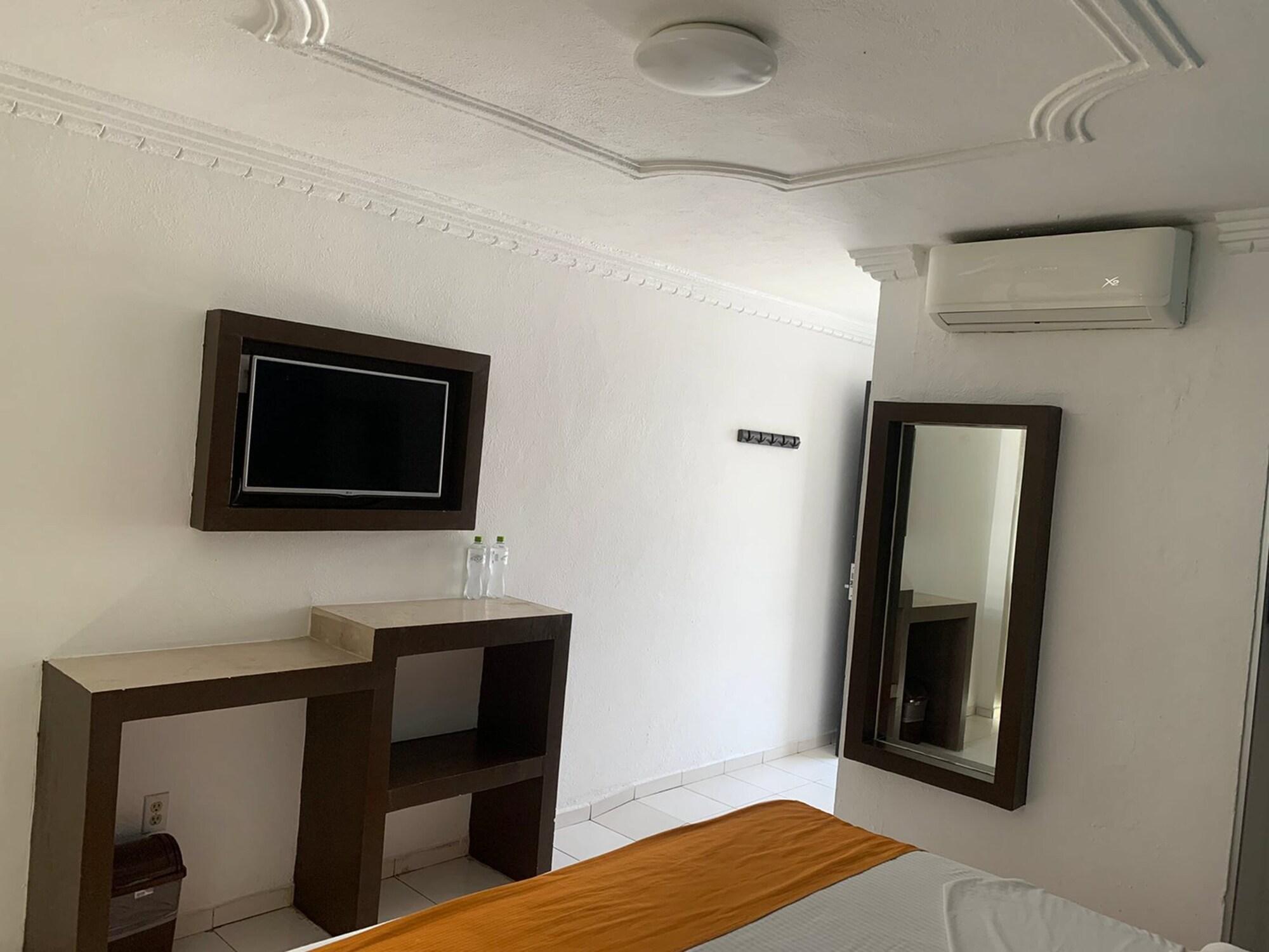 Hotel Fiesta Mexicana Manzanillo Eksteriør bilde