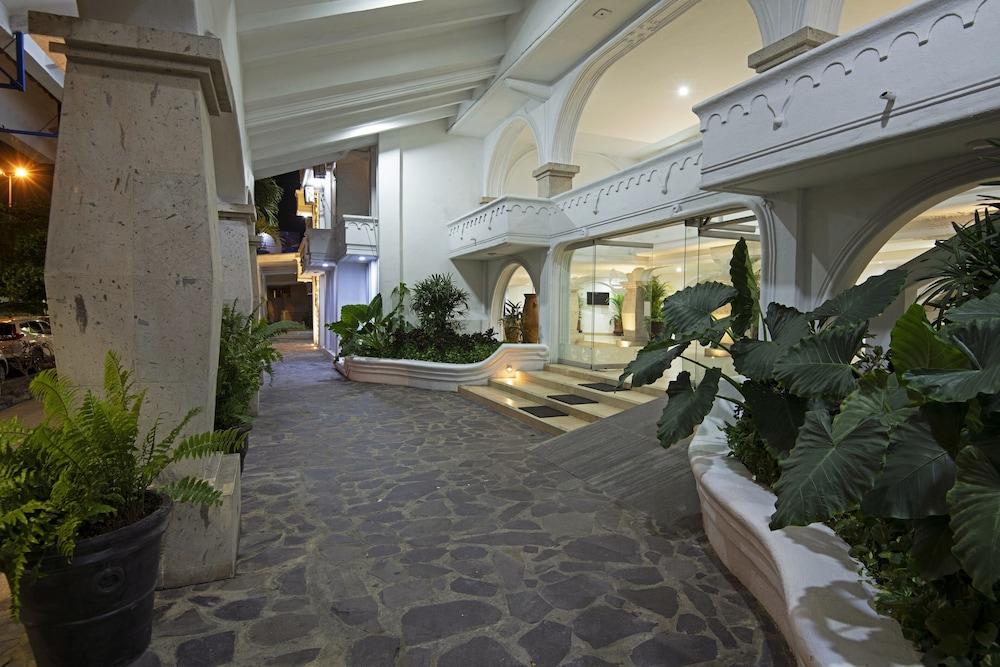 Hotel Fiesta Mexicana Manzanillo Eksteriør bilde